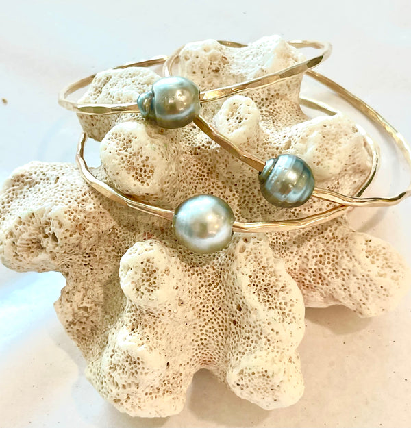 Tahitian Pearl Bangle 14kt gold fill